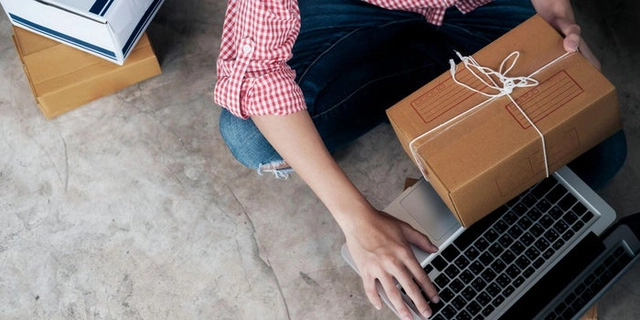 Dropshipping Mo hinh kinh doanh online khong can phai truc tiep xu ly hang hoa - Dropbiz