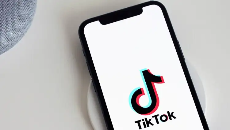 Cách ghép video trên Tiktok nhanh chóng và đơn giản